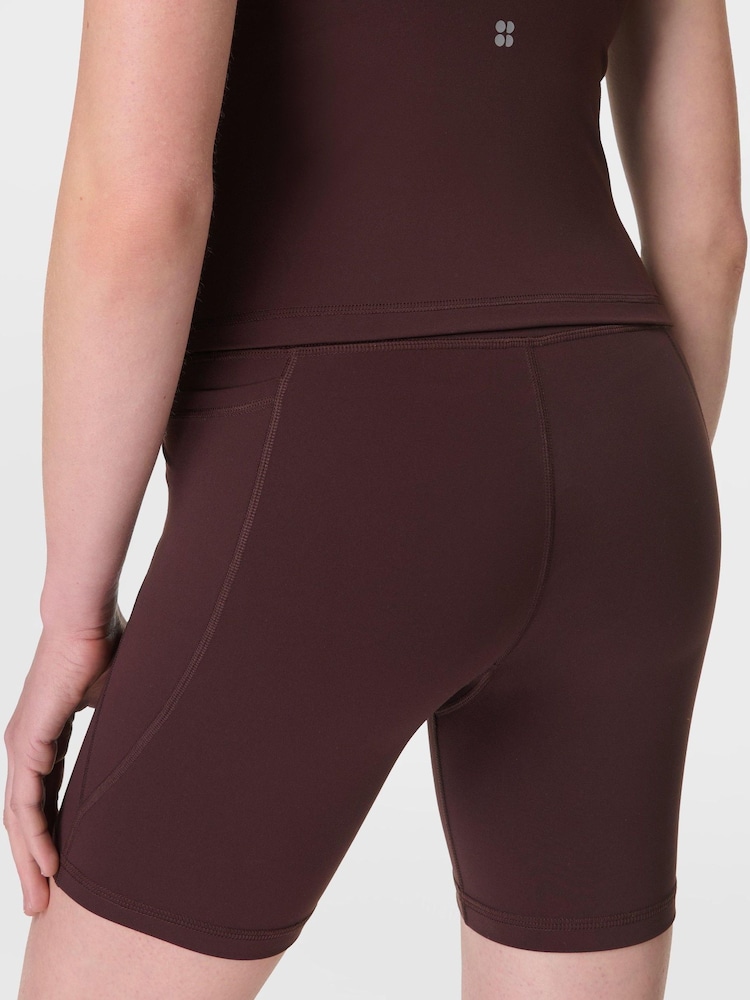 Bruin - Sweaty Betty Ultimate Studio 6" Shorts - Image 4 of 6