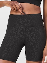 Sweaty Betty Black Leopard Emboss Print 6" Inseam Power 6" Biker Shorts - Image 5 of 8