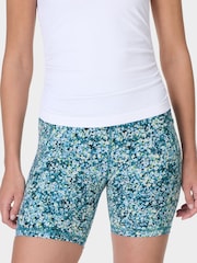 Blue Meadow Print - Pantalones cortos de ciclista de 6" Power de Sweaty Betty - Imagen 1 de 8