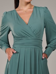 Jolie Moi Green Petite Petite Long Sleeve Soft Silky Jersey Maxi Dress - Image 3 of 6