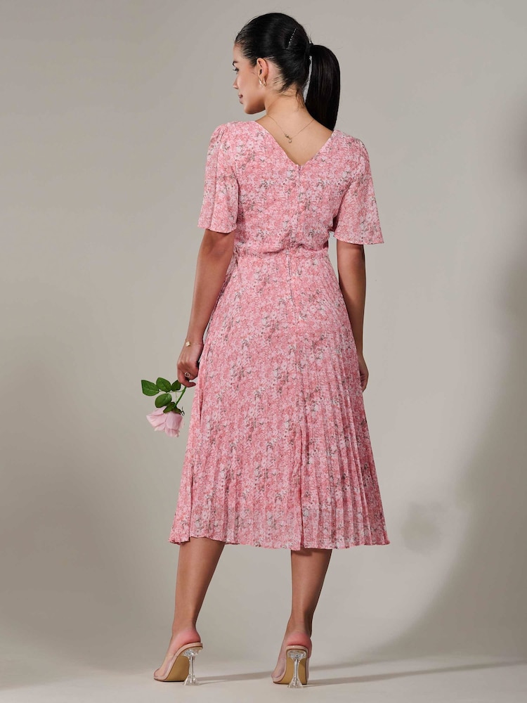 Jolie Moi Pink Petite Petite Chiffon Pleated Midaxi Dress - Image 2 of 6