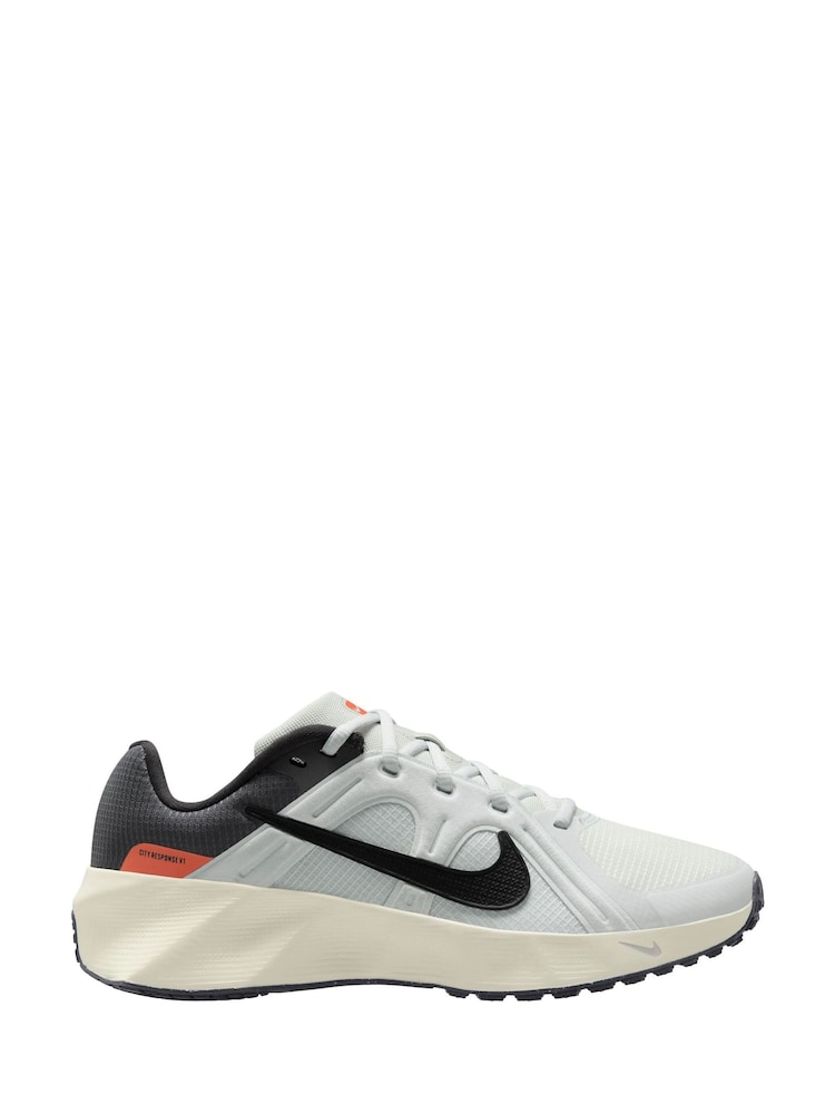 Nike White/Black City Response Trainers - Image 1 of 4
