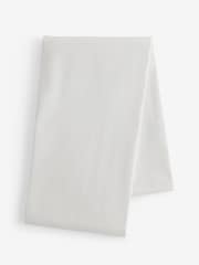 White Cotton Linen Look Wipe Clean Table Cloth - Image 4 of 4