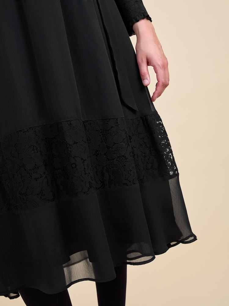 JoJo Maman Bébé Black Pleated Lace Hem Maternity Midi Dress - Image 6 of 6