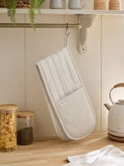 Natural Weave Oven Gloves - Image 2 of 4