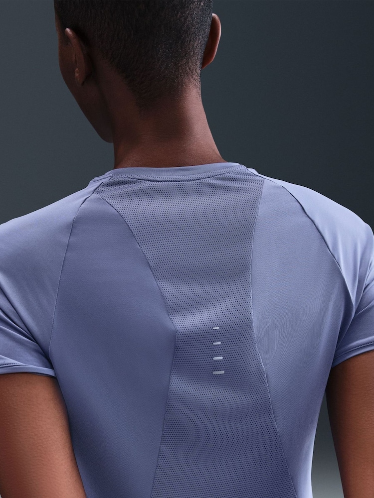 Nike World Indigo Blue Swift Dri-FIT Short-Sleeve Running Top - Image 5 of 5 Nike World Indigo Blue Swift Dri-FIT Short-Sleeve Running Top - Image 5 of 5