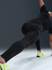 Nike Black Swift Therma-FIT ADV High-Waisted 7/8 Reflective Running Leggings - Image 5 of 6