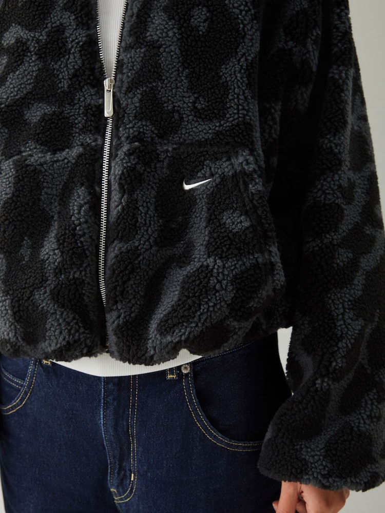 Nike Black Sportswear High-Pile Fleece Jacket - Image 10 of 10