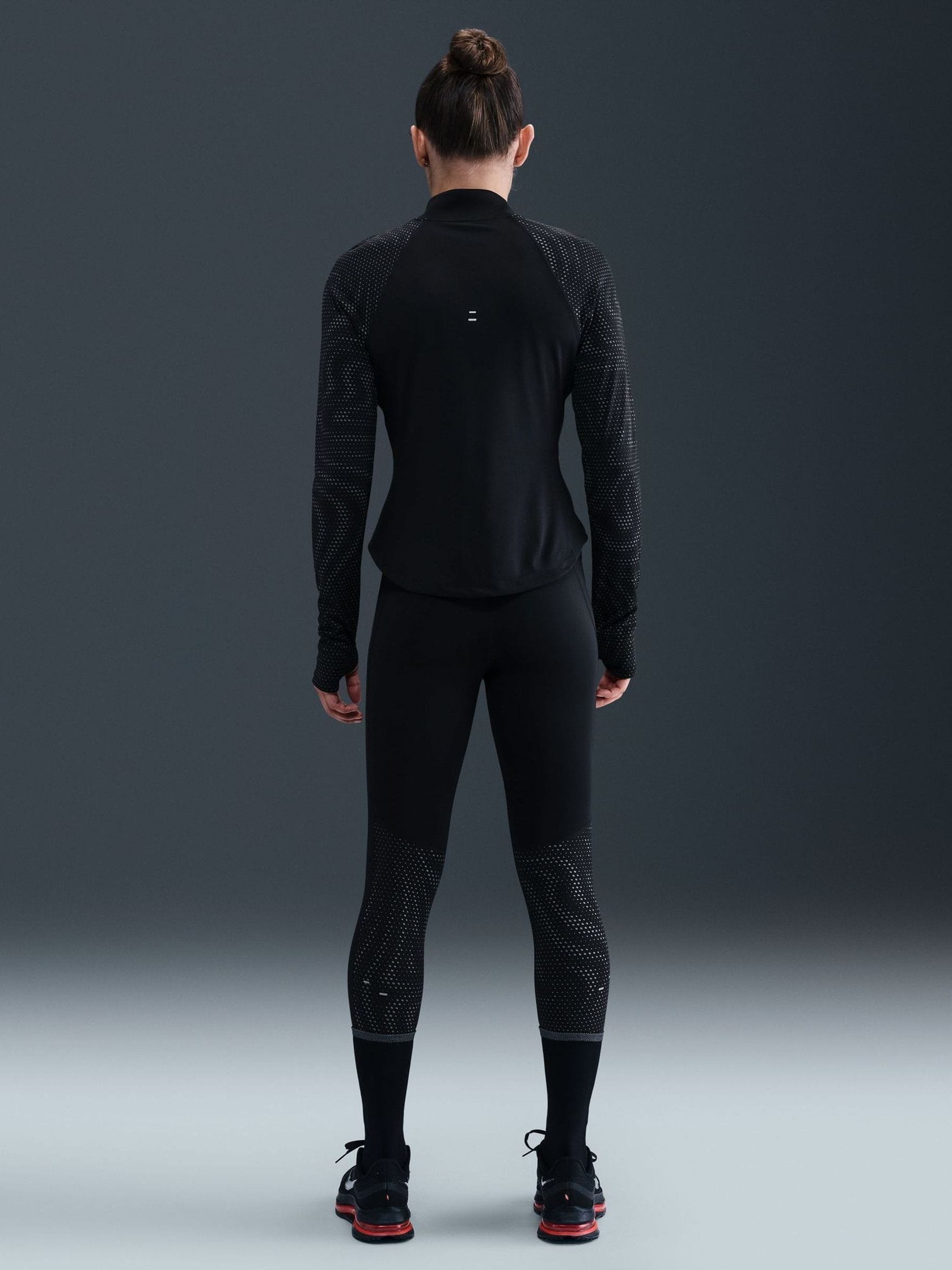 nike running runway flash reflective detail leggings in black