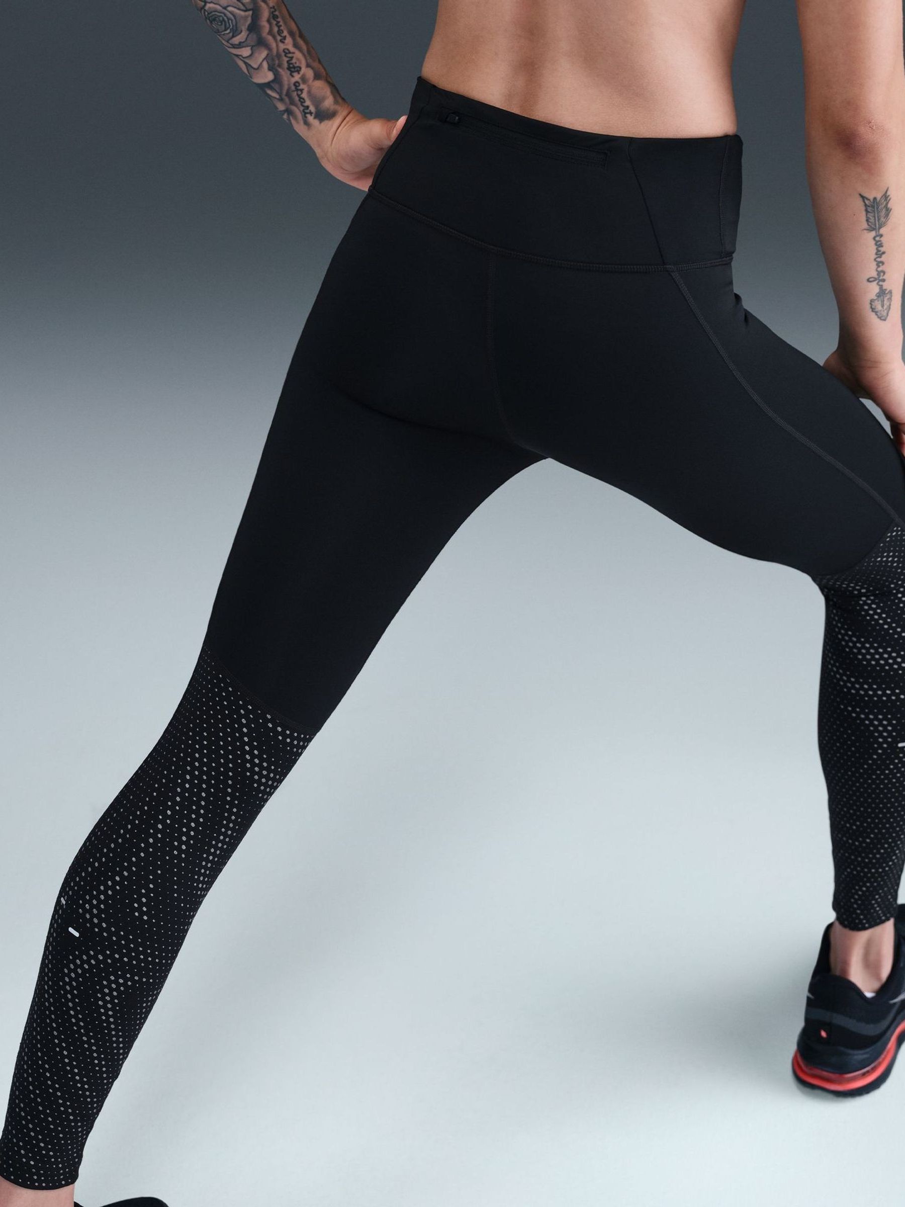 nike running runway flash reflective detail leggings in black