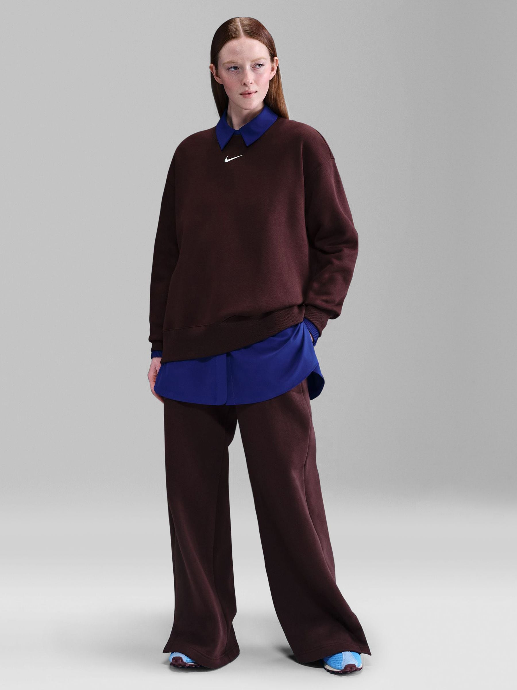 nike burgundy joggers womens