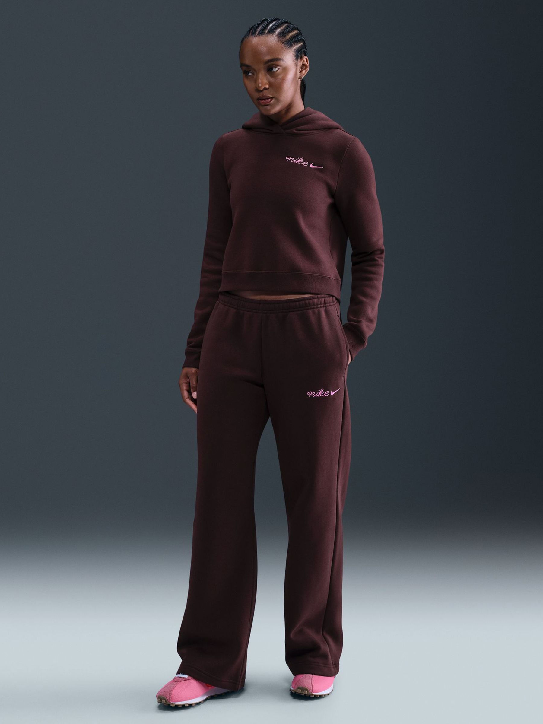 nike straight leg tracksuit bottoms