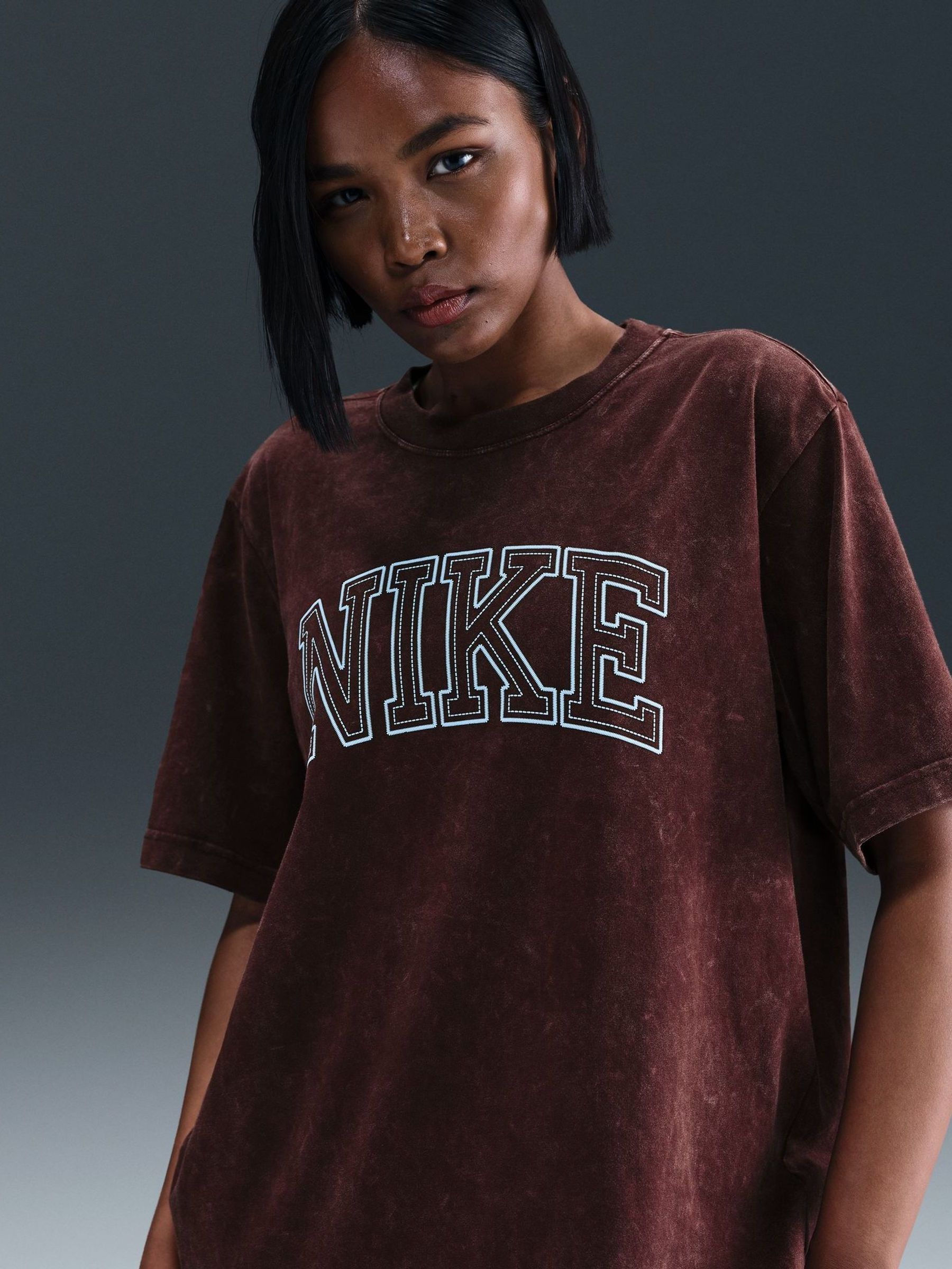 nike t shirt red and black