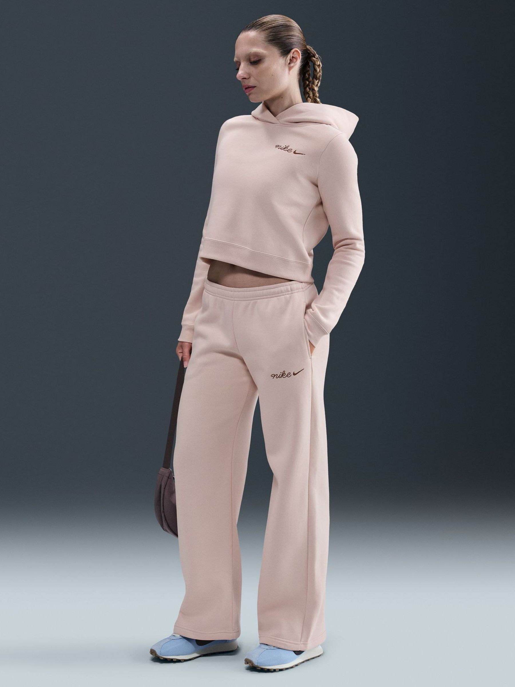 womens nike pink joggers