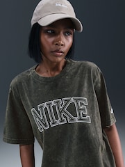 Nike Green Oversized Graphic Print Logo T-Shirt - Image 3 of 5