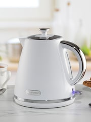 Daewoo White Stirling 1.7L 3Kw Pyramid Kettle - Image 1 of 4