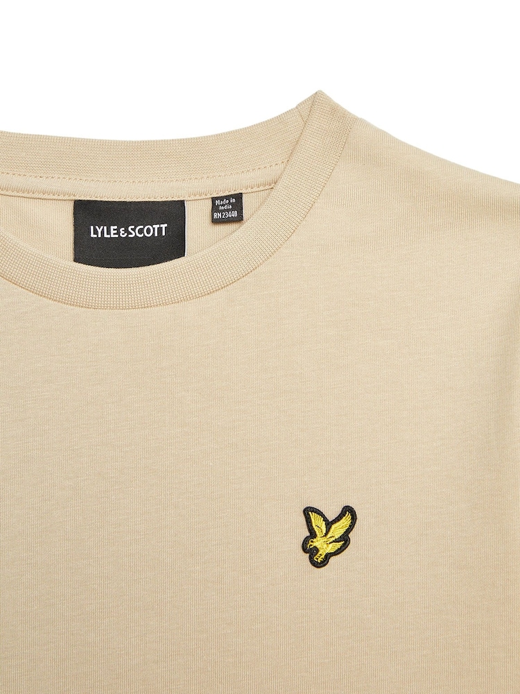 Lyle & Scott Cream 100% Cotton Plain T-Shirt - Image 2 of 3