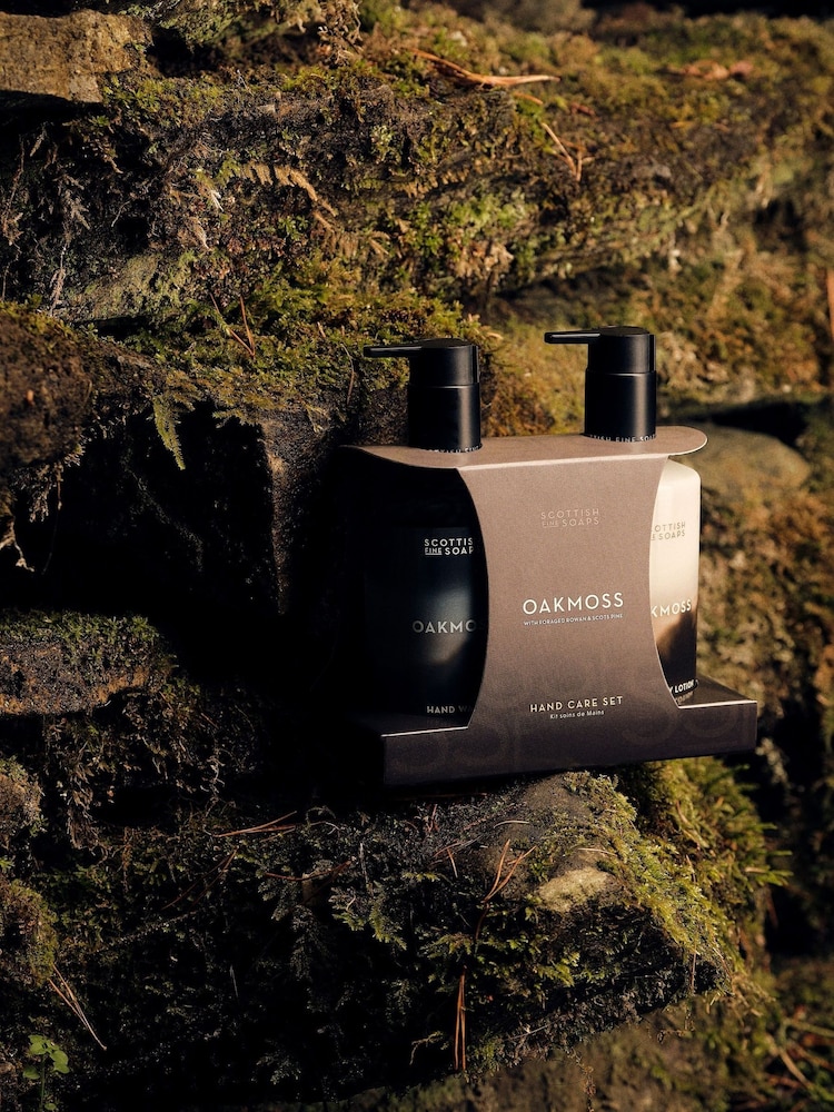 Scottish Fine Soaps Oakmoss Hand Care Set - Image 2 of 2