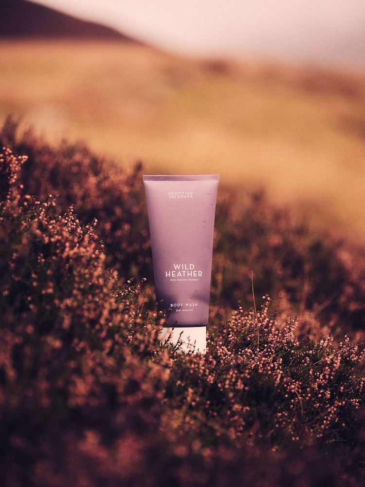 Scottish Fine Soaps Wild Heather Body Wash 200ml - Image 2 of 2