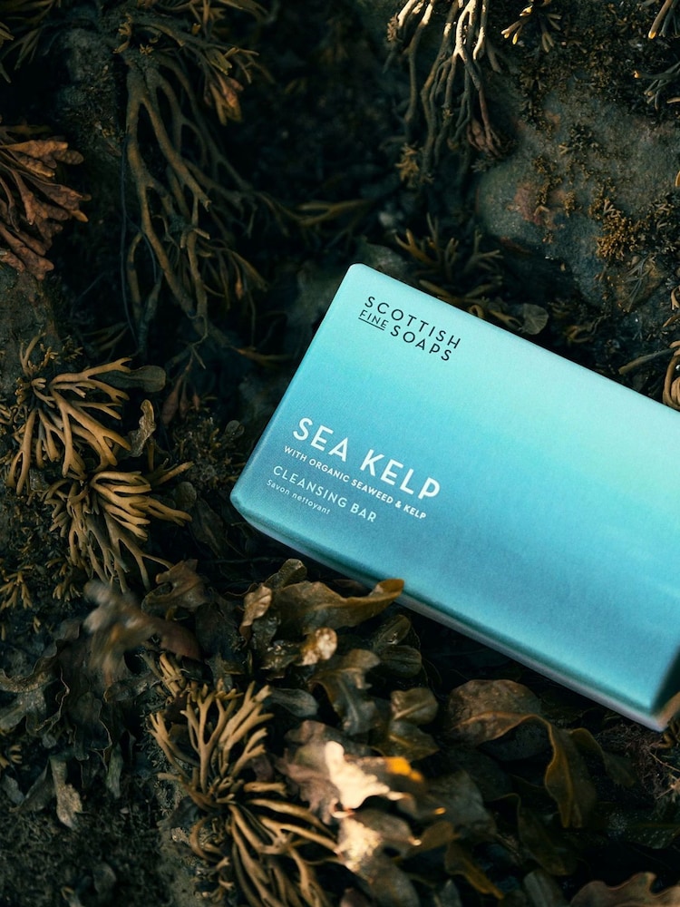 Scottish Fine Soaps Sea Kelp Cleansing Bar 220g - Image 2 of 2