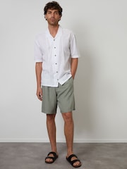 Threadbare Green Loose Fit Linen Blend Pleated Shorts - Image 3 of 5
