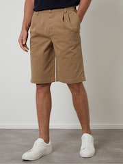 Threadbare Brown Relaxed Fit Pleated Stretch Chinos Shorts - Image 1 of 5