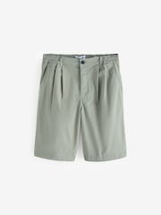 Threadbare Green Relaxed Fit Pleated Stretch Chinos Shorts - Image 5 of 5