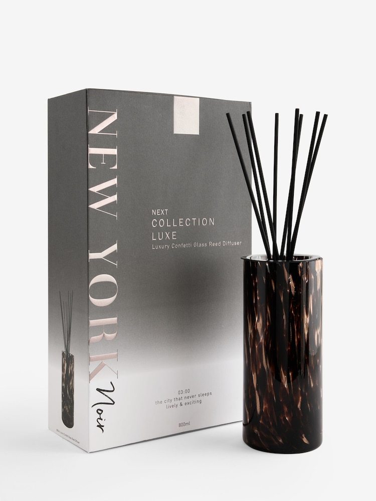 New York Noir Cassis & Coconut Collection Luxe Confetti XL 800ml Reed Diffuser - Image 3 of 3
