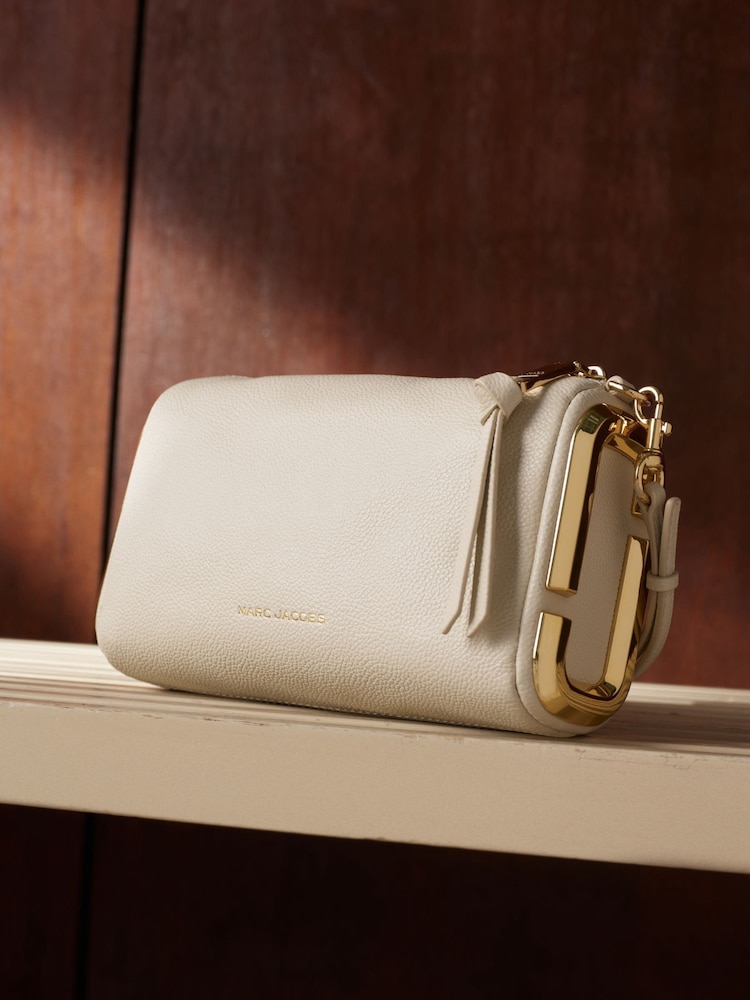 Marc Jacobs Cloud White The Snapshot Shoulder Bag - Image 6 of 6 Marc Jacobs Cloud White The Snapshot Shoulder Bag - Image 6 of 6