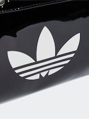 أسود - حقيبة بولينج صغيرة تشكيلة Adicolor من adidas Originals - صورة 5 من 5