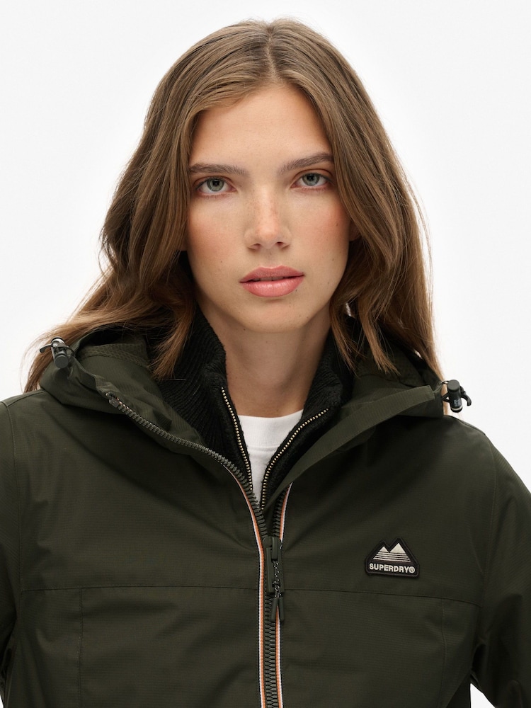 Superdry Green Essential Tri Windbreaker Jacket - Image 4 of 4
