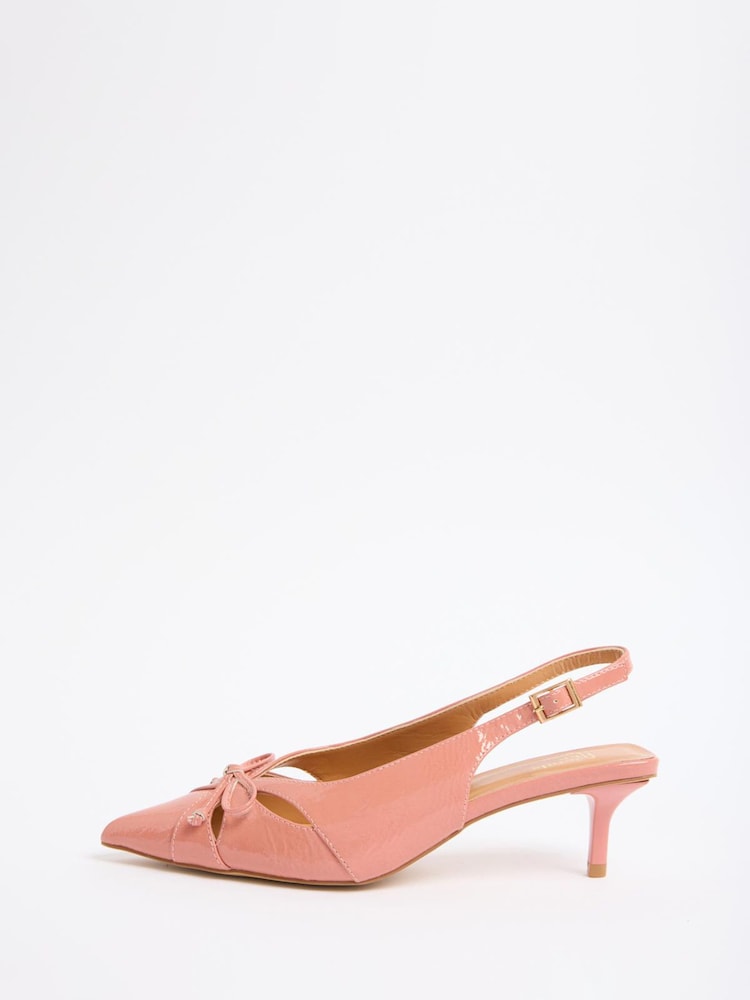 Coral Pink Patent Crinkle - Friends Like These Slingback-Pumps mit Cut-Out-Design, spitzer Zehenpartie, Schleifendetail und für besondere Anlässe - Bild 5 von 5 Coral Pink Patent Crinkle - Friends Like These Slingback-Pumps mit Cut-Out-Design, spitzer Zehenpartie, Schleifendetail und für besondere Anlässe - Bild 5 von 5