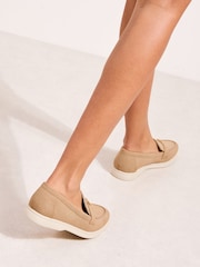 骆驼 - Friends Like These 仿麂皮流苏饰边白色外底休闲乐福鞋 - 5的图像2｝