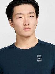 Μπλε Σκούρο/Λευκό - Μπλούζα τένις Nike Court Advantage Dri-FIT - Εικόνα 3 από 6