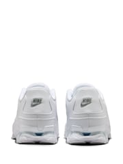 Nike White/Silver Reax 8 Trainers - Image 7 of 10
