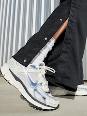 Nike Grey Zoom Vomero 5 trainers - Image 1 of 9