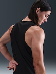 Nike Black Miler Breathe Dri-FIT Running Vest - Image 4 of 10