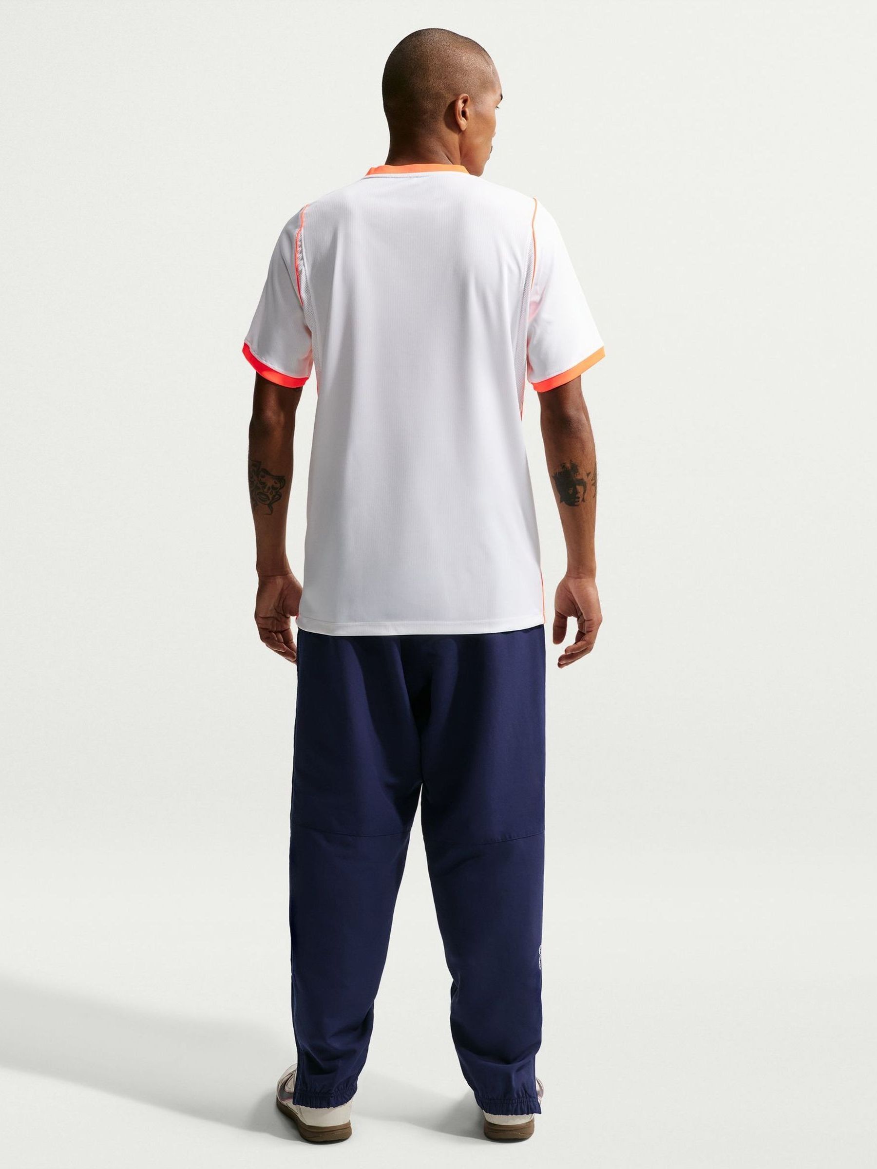 Next：日本 Away - Nike オランダ 2026 スタジアム サッカーシャツ