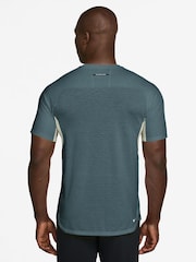 Nike Mineral Slate ACG Solar Chase Dri-FIT ADV Running T-Shirt - Image 2 of 3