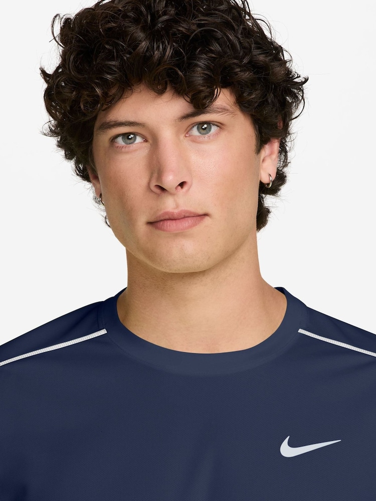 Nike Midnight Navy Miler Dri-FIT UV Running T-Shirt - Image 3 of 3 Nike Midnight Navy Miler Dri-FIT UV Running T-Shirt - Image 3 of 3