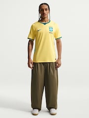 Nike Yellow Brazil 2026 Stadium Football Shirt - Image 4 of 8