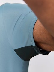 Nike Mineral Slate Miler Dri-FIT UV Running T-Shirt - Image 5 of 5