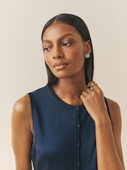 Nothing Ordinary Milano Knitted Button Through Sleeveless Cardigan - תמונה 5 מתוך 6