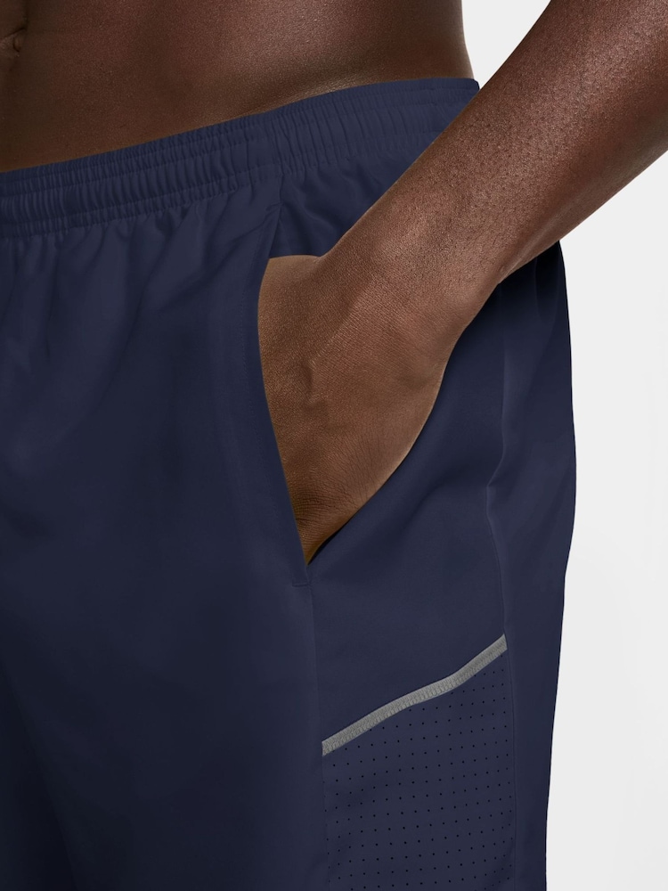Nike Midnight Navy Miler Dri-FIT 7 Inch Unlined Running Shorts - Image 4 of 4
