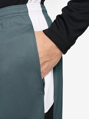 Nike Mineral Slate Dri-FIT Academy Training Shorts - Image 4 of 4