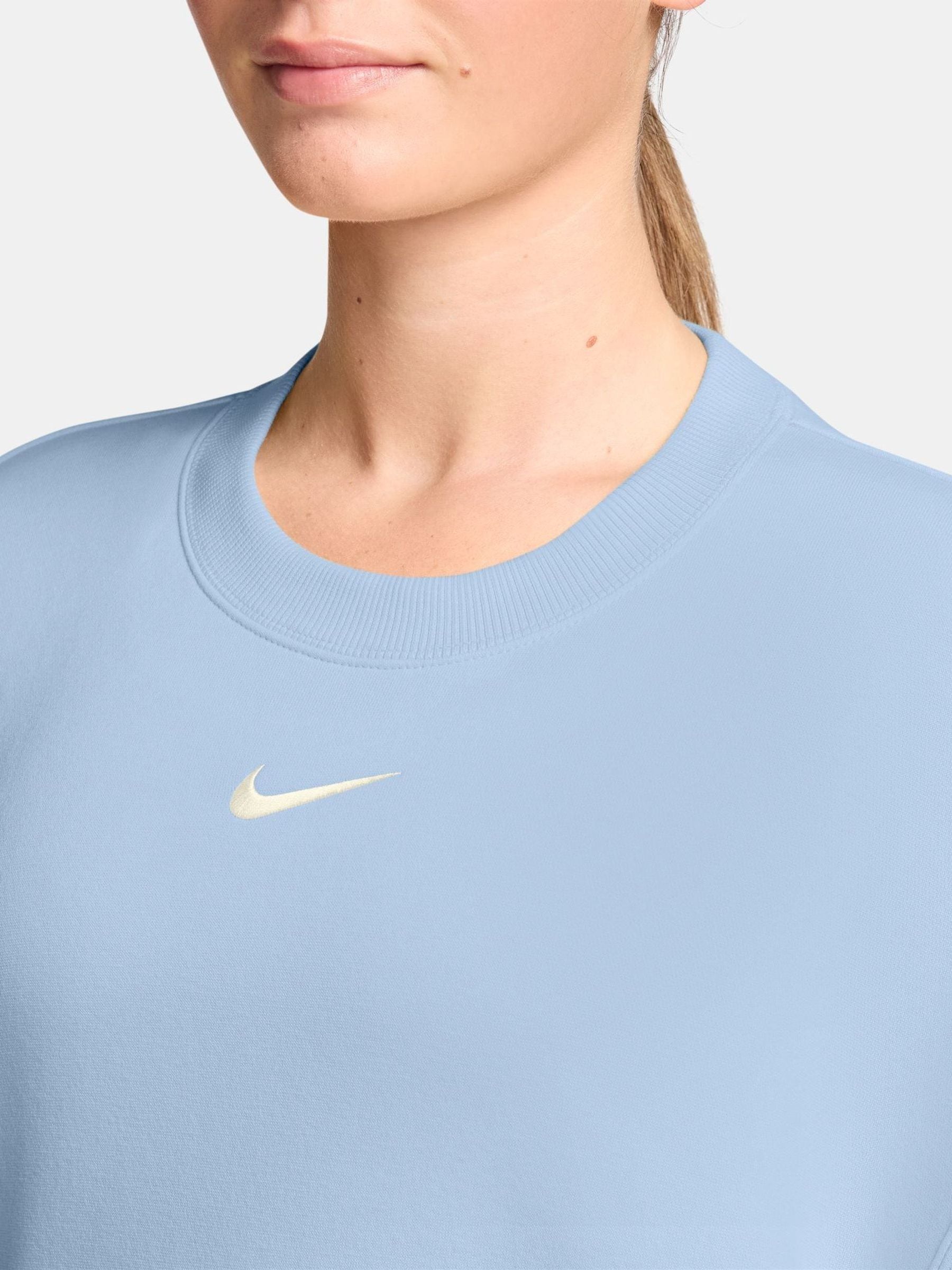 nike hydrogen blue sweatshirt