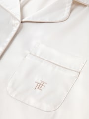 Crema - The Little Tailor Satin Button Through Pyjamas - Imagen 8 de 14