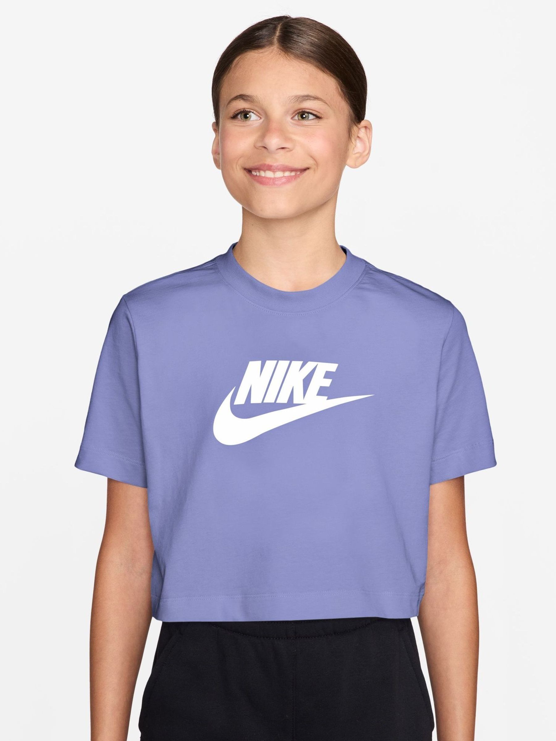 nike crop tee