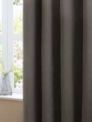 Furn The Ultimate Velvet 100% Blackout Pencil Pleat Curtains - صورة 3 من 6