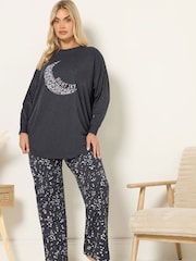 Yours Curve Grey Night Sky Long Sleeve Wide Leg Pyjamas Gift Set - Image 2 of 6